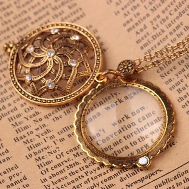 Vintage Magnifying Glass Golden Necklace
