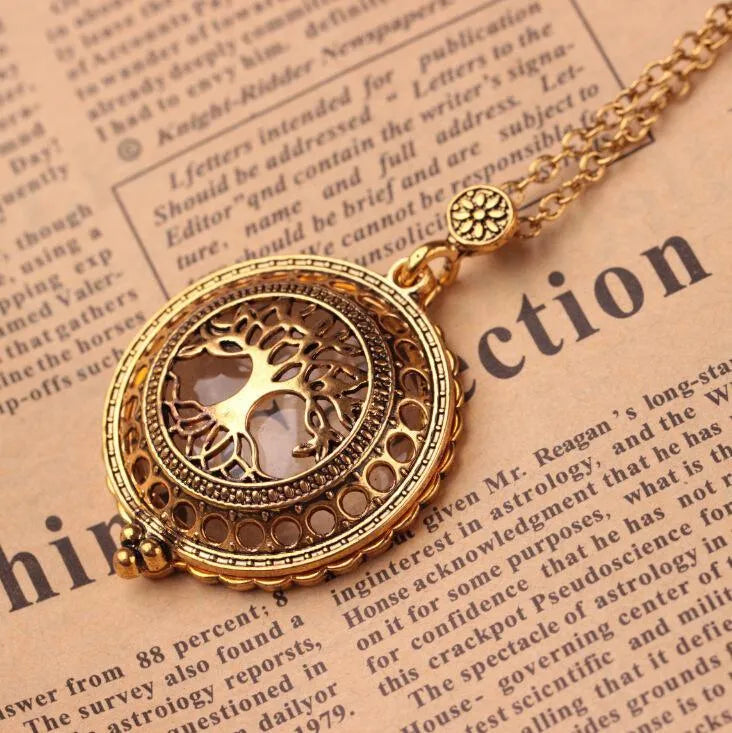 Vintage Magnifying Glass Golden Necklace