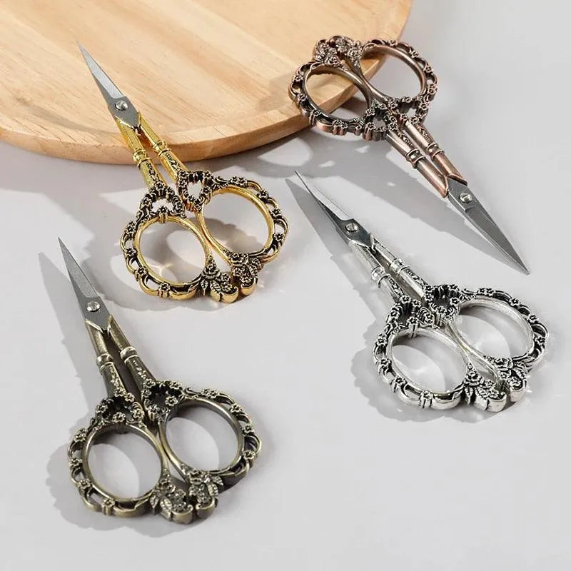 Vintage Floral Scissors