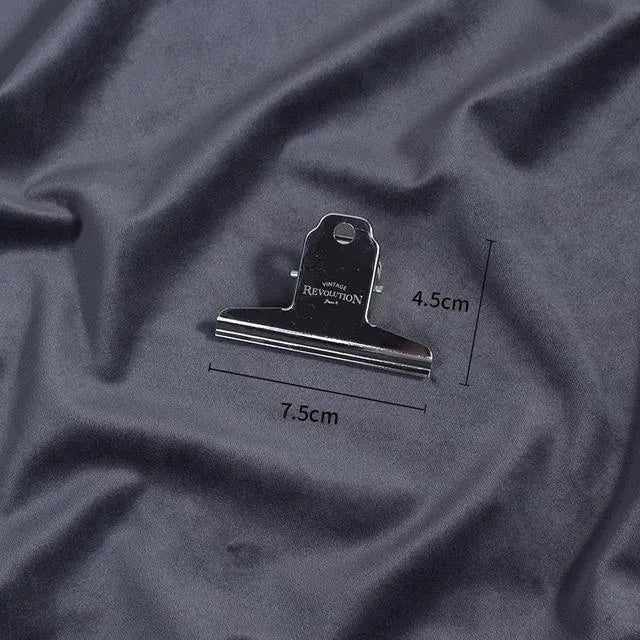 Vintage Revolution Metal Clip